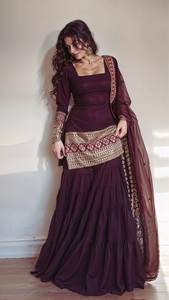 Ensemble Anarkali traditionnel brodé pour femmes, en coton marron, longueur au sol, coupe régulière, tenues indiennes et pakistanaises, vêtements de mariage - Product Image 3