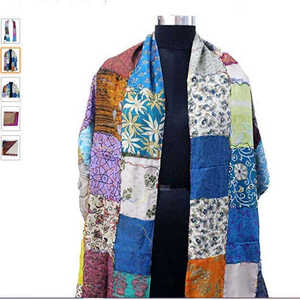 Pañuelo de Seda de Lujo al por Mayor para Mujer, Diseño de Diseñador, Suave y Ligero, para Uso Diario, Vacaciones y Estilo de Temporada - Product Image 4
