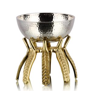 Bol élégant en argent poli sur support décoratif en métal doré à motif plume, plat décoratif sur pied pour fruits et collations, décoration d'intérieur haut de gamme - Product Image 2
