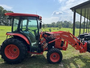 Tracteur agricole compact d'occasion Kubota L4060 40HP 4x4 diesel avec direction assistée et prise de force - Product Image 2