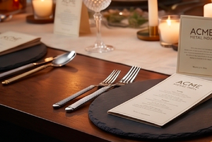 Ensemble de couverts élégants à deux tons, finition plaquée or et argent, style moderne, pour table à manger, buffet de mariage et restaurant - Product Image 3