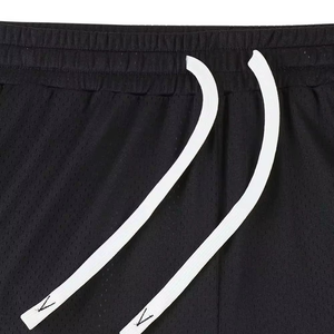 กางเกงกีฬาขาสั้นผู้ชายคุณภาพสูง ผ้าตาข่าย ระบายอากาศได้ดี เหมาะสำหรับการฝึกซ้อม ฟิตเนส วิ่ง ใส่สบายในฤดูร้อน รับผลิตตามแบบ OEM ODM พร้อมสกรีนโลโก้ - Product Image 3