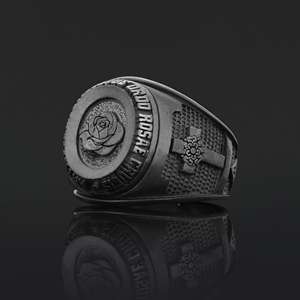 Anillo de Graduación Universitario BOJ RCJ Ring 021 Personalizado con Diamantes Plateados, Unisex, para Regalo en Fiestas y Ocasiones Especiales, Precio Bajo - Product Image 2