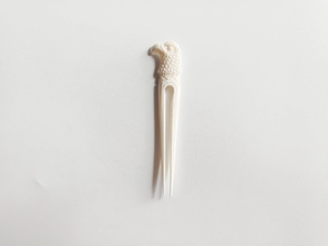 Pasador de Pelo Artístico con Diseño de Hueso |   Palillo Decorativo para el Cabello Hecho a Mano con Materiales Naturales - Product Image 5