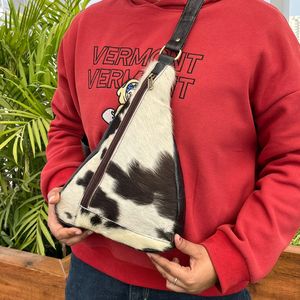 กระเป๋าคาดอกหนังวัวแบบพกพาสำหรับทุกเพศกระเป๋าสะพายพาดลำตัวหนังแท้อเนกประสงค์แฟชั่นลำลองกลางแจ้ง - Product Image 4