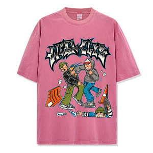 T-shirt noir pour homme avec imprimé graffiti de dessin animé, style streetwear, col rond, manches courtes, coupe classique, tissu jersey 100% coton - Product Image 2