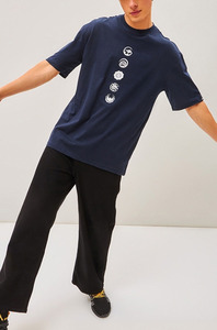เสื้อยืดคอตตอนผู้ชายพิมพ์ลาย DTF แบบกำหนดเอง คุณภาพพรีเมียม คอกลม สวมใส่สบาย ระบายอากาศได้ดี เนื้อผ้านุ่ม ผู้ผลิตแบบ OEM และ ODM - Product Image 6