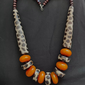 Collar de Resina Hecho a Mano, Joyería Artesanal de la India, Collar Hecho a Mano para Mujeres y Niñas, Resina Multicolor - Product Image 2