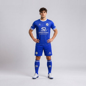 Tenue de football sur mesure, nom d'équipe personnalisé, tenue de football légère et performante, vêtements de sport - Product Image 1