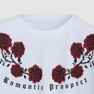 Camiseta Blanca de Manga Corta para Hombre con Bordado Floral Rojo, Cuello Redondo, Corte Regular, Estilo Casual - Product Image 6