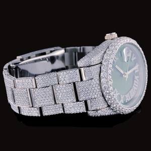 Montre de Luxe Blanche Entièrement Sertie de Diamants Moissanite Dorés pour Femme, Qualité Exceptionnelle, Prix Abordable, Magnifique et Unisexe - Product Image 5