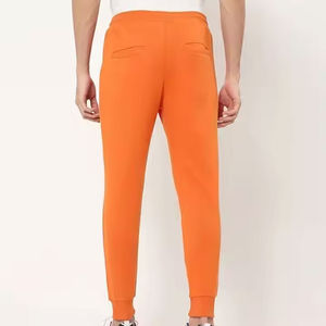 Pantalones de chándal de algodón de alta calidad para hombre, diseño propio, precio económico, estilo urbano, de felpa, lisos, para venta al por mayor - Product Image 4