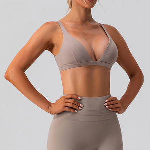 Soutien-gorge de sport simple dos nageur pour femmes grandes tailles, respirant et léger, idéal pour le yoga, la gym et l'entraînement, avec logo personnalisé sur le devant - Product Image 3