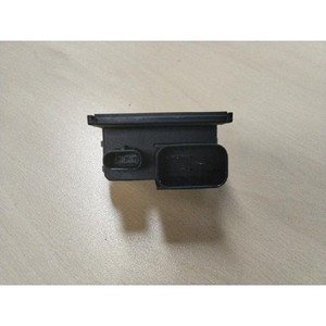 ECU และโมดูลคอมพิวเตอร์มือสองสำหรับรถยนต์ซีรีส์ 3 รุ่น 8473750 - Product Image 3