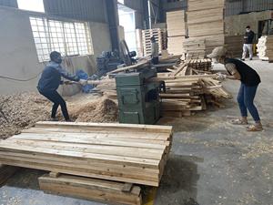 Caja de Madera Sólida Personalizada de Fábrica en Vietnam, Certificada ISPM 15 para Exportación, Embalaje, Logística, Almacenamiento y Transporte - Product Image 4