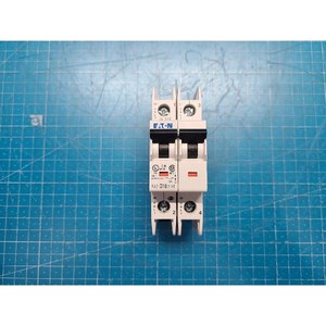 Eaton FAZ-D10/2-RT Usado Como Está, Piezas de Equipos de Semiconductores Legacy - Product Image 3