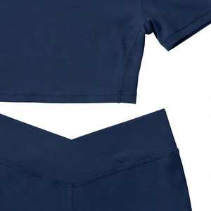 Ensemble de yoga 2 pièces pour femme, couleur unie personnalisable, haut court et legging taille haute longueur complète, sans couture, anti-transpiration, respirant, séchage rapide - Product Image 5