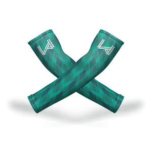 Manches de compression respirantes en tissu anti-UV et anti-bactérien, imprimées camouflage vert personnalisé, pour la gym, le fitness, le cyclisme en extérieur - Product Image 1