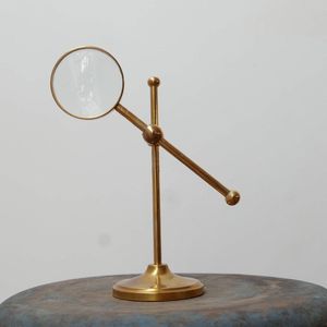 Loupe en métal multi-usages avec cadre robuste, adaptée à un usage éducatif et professionnel - Product Image 6