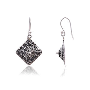 Pendientes Colgantes Minimalistas de Lujo Ligeros de Plata de Ley 925 Oxidada Plateada Silver Mountain para Mujer, Marcados para Boda - Product Image 2