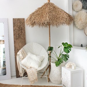 Parasol en bambou écologique, parasol en chaume, parasol de jardin extérieur, protection solaire pour hôtel, usage en gros, Kingcraftviet - Product Image 1