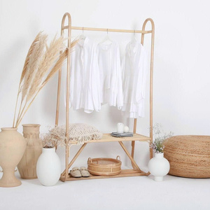 Porte-vêtements en rotin tressé, penderie ouverte, tringle à vêtements, organisateur pour magasin de vêtements et maison - Product Image 1