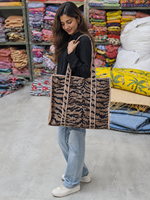 Tas Tote Kanvas Cetak Beludru Buatan Tangan India Vintage Le Souvenirs, Tas Selempang Wanita Bohemian Ringan 18 inci untuk Belanja dan Perjalanan