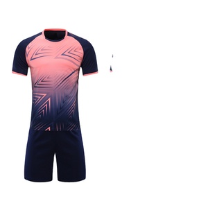 Camiseta de fútbol retro personalizada para hombre, ropa deportiva transpirable, camisetas de fútbol, conjunto de sublimación personalizado, camiseta de uniforme - Product Image 3