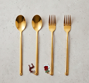 Ensemble de couverts de Noël dorés avec breloques en forme de cloche, renne et flocon de neige, couverts fantaisie pour la décoration de table de fête - Product Image 2