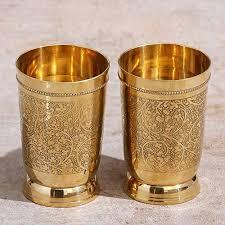 Vaso de Vidrio de Latón Puro con Elegante Diseño en Relieve, Vaso Tradicional Hecho a Mano para Agua, Jugo, Decoración del Hogar - Product Image 3