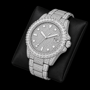 นาฬิกาข้อมือผู้ชายหรูหรา หน้าปัดแสดงวันที่ ประดับเพชรแบบ Iced Out ขอบหน้าปัดทรงบาแกตต์ ฝังเพชรเต็มเรือน ตัวเรือนสแตนเลสสตีล ระบบควอตซ์ แฟชั่น - Product Image 1