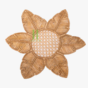Tendance du moment : Assiette de présentation en rotin naturel écologique, Décoration murale, Set de table rond en rotin fleuri, Rotin 2026 Fabriqué au Vietnam - Product Image 3