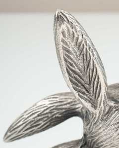 Figura de conejo de metal hecha a mano de 13 x 10 x 20 cm, escultura animal contemporánea, decoración de mesa para Pascua, sala de estar - Product Image 3