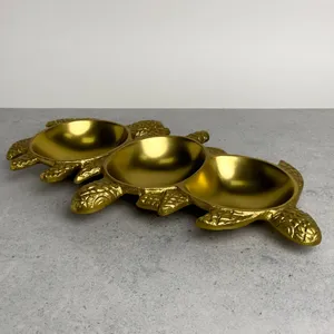 Bol à fruits en métal artisanal de qualité supérieure, respectueux de l'environnement, finition polie de luxe, décoration moderne pour la maison, forme de tortue dorée - Product Image 2