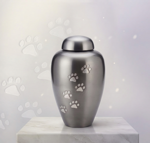 Urna de Metal Gris Pizarra con Acabado Pewter, Directo de Fábrica, Calidad de Exportación, para Guardar Cenizas y Reliquias - Product Image 1