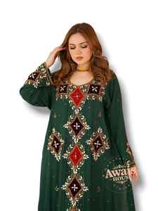 AWAIS HOUSE 2025 ชุดเดรสยาวทรงเอไลน์ผ้ากำมะหยี่สีม่วงปักลายหรูหราสำหรับสุภาพสตรี เรียบง่าย สง่างาม ดูดี  รักษาสิ่งแวดล้อม - Product Image 5