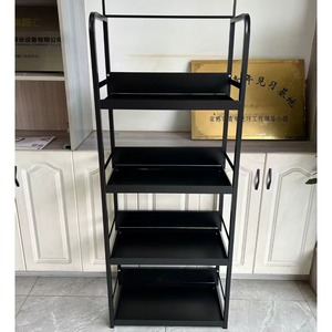 Proveedores de Exhibidores Verticales de Metal Resistentes para Productos Industriales Personalizados - Product Image 1