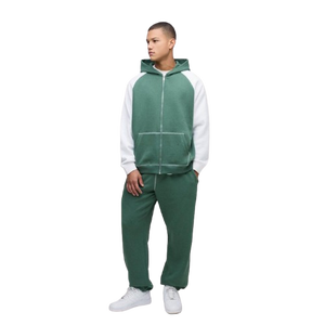 Ensemble survêtement homme noir et bleu clair contrastant avec sweat à capuche zippé et pantalon assorti – Vêtements OEM ODM en gros - Product Image 6