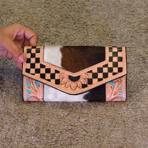Nueva Cartera de Piel Vacuna con Diseño Floral Occidental, Anti-Robo, con Correa para la Muñeca, Tallada a Mano, con Cierre de Cremallera, Multiusos - Product Image 2