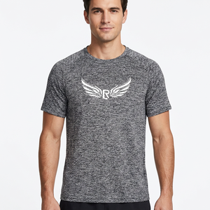 T-shirt à manches courtes gris chiné pour homme avec logo blanc imprimé sur le devant, coupe décontractée en jersey à séchage rapide - Product Image 4