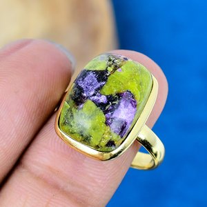 Pierre précieuse naturelle en sticktite violette, forme coussin, plaqué or 18 carats sur argent sterling 925 - Product Image 3