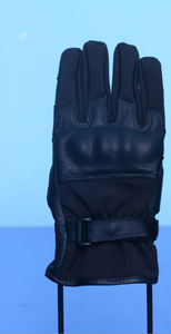 Gants de moto en cuir noir en gros, protection complète des doigts, toutes saisons, ventilés, avec sangle réglable, logo personnalisé OEM - Product Image 4