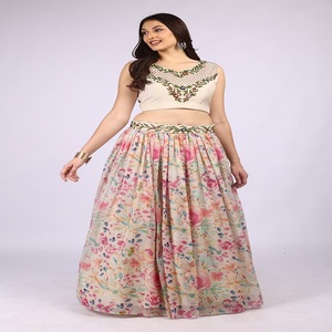 Le meilleur choix pour les fêtes : Lehenga Choli imprimé pour femmes avec dupatta en organza et travail de perles – Tenue élégante pour les festivals - Product Image 4