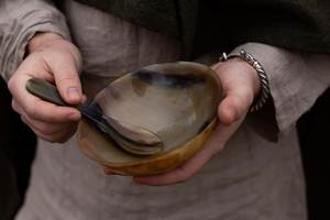 Produit phare : Corne de buffle naturelle de qualité supérieure, polie, écologique, compatible lave-vaisselle, durable, légère, pour table et réceptions - Product Image 4