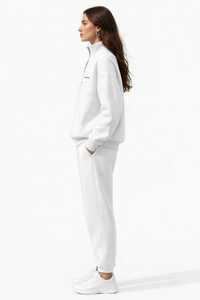 Sudadera Blanca de Felpa Francesa con Media Cremallera, Cuello Alto, Logotipo Frontal, Estilo Casual, Unisex, Otoño, Impresión Digital - Product Image 5