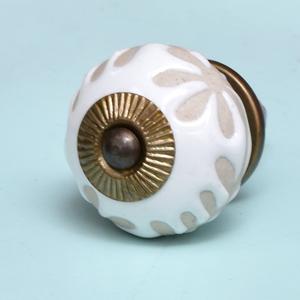 Boutons de meuble en céramique blanche en gros, poignées de tiroir modernes gravées style vintage, boutons de placard, commode et cuisine - Product Image 2