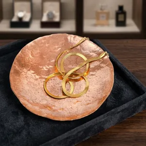 Plateau à bijoux en cuivre martelé fait main, organiseur décoratif pour bagues, boucles d'oreilles, bracelets, pièces de monnaie et bibelots - Product Image 3