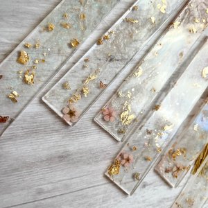 Marque-page en résine époxy personnalisé, élégant, résistant à l'eau, couleurs mélangées, découpe et impression, porte-page de livre personnalisé - Product Image 2