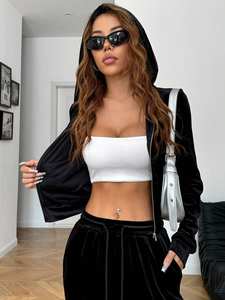 Ensemble de survêtement à capuche en velours noir imprimé et orné de strass, style Y2K Lowrise 2026 - Product Image 3