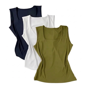 Camiseta sin mangas con cuello cuadrado para mujer, personalizada, en negro, blanco y verde oliva, transpirable, informal, teñida, de corte atlético. - Product Image 1